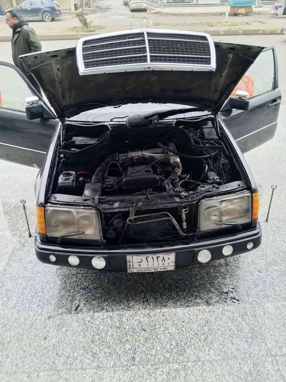 سلام عليكم مارسدس دب موديل 88مكفوله كفاله عام كير ومكينه وضفير وعقل صار سبع اشهر من شادلهه رقم بغداد عنوان ديالى بعقوبه والسعر 55والشراي يتصل هذا رقمي ***********
