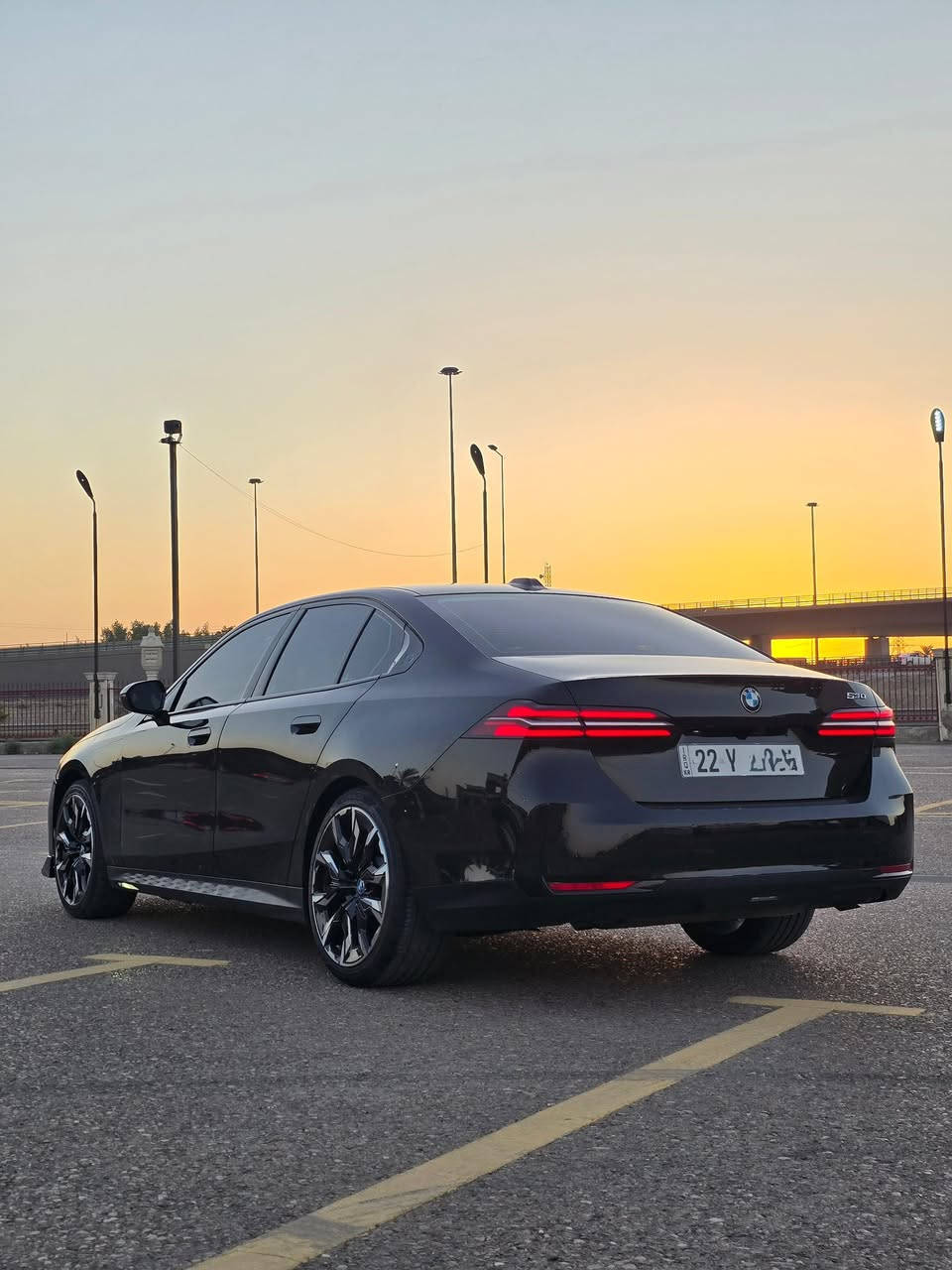 السلام عليكم
BMW 530i
موديل 24اسود ملكي 
مغلفه سياره بل كاملppf
وبيها باج تضليل بعدله 11 شهر 
داتا شو
سلايد 
ماوس
شاشة متصلة 
مري شفط 
كشنات تدفئه + ستيرن 
5 كامرات 
ويل كوبرة 
وبعد السيارة فول فول 
السيارة بلكامل كت ام بلادي بدون دركة 
حادثها قطعه مبدله موجود بل منشور
مكانها بغداد حي الجامعة 
هاتف :***********
سعر 42500$

