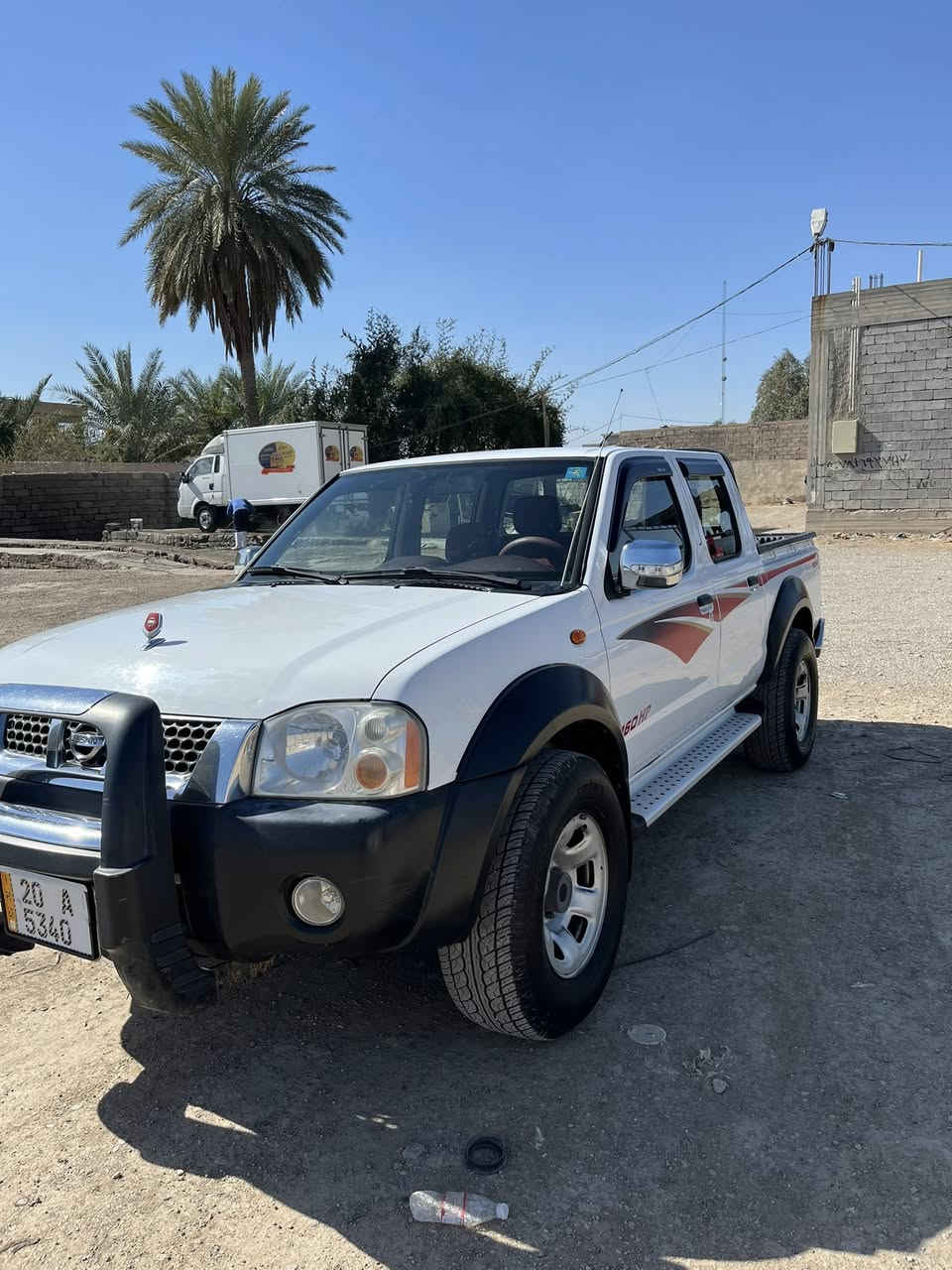 سلام عليكم 
بيكم نيسان فور ويل 2013 رقم ديالى مميز جديد بأسمي مكفولة بدون ضرر او صبغ فور ويل محرك كير حدادية تبريد تدفئة كلها شغال ونضيف وبحالة ممتازة والسونار مرفق مع الصور 
السعر 138 وبيها مجال بسيط 
ديالى كنعان. ***********
