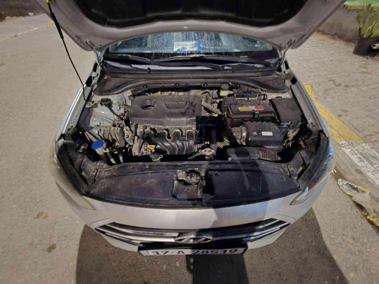 سلام عليكم سياره البيع النتره مديل 2017 خليجي حره بسمي مداور ثاني يوم بيهة صبغ البنيدو جاملغ فقط سعر 128 وبيهة مجال التواصل على رقم ***********
