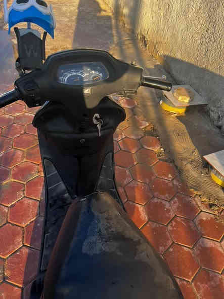 السلام عليكم دراجه سبيسي ياباني دراجه بلاديه خير من الله دراجه كفرات اصليه ومكينه ما مفتوحه ماشيه 48الف السعر 850 وبيها مجال قليل  للتواصل عل رقم*********** الي يريد يستفسر يجي واتساب
