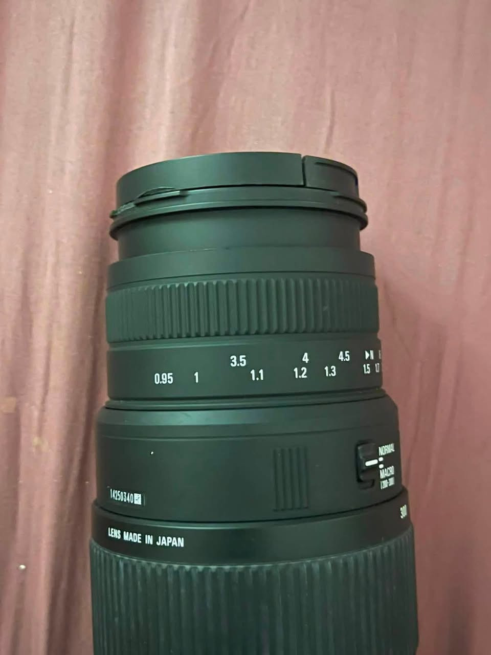 للبيع عدسة Sigma 70-300mm f/4-5.6 DG Macro (nikon  Mount) 📸
* مناسبة لكاميرات نيكون  DSLR
* زوم 70-300mm
* فتحة عدسة f/4-5.6
* Macro
* بحالة جيدة وشغالة بصورة ممتازة

للاستفسار مراسلة خاص.


**إذا كنت صاحب هذا الإعلان وتريد حذفه لأي سبب، رجاءا أرسل رسالة إلى الدعم الفني**