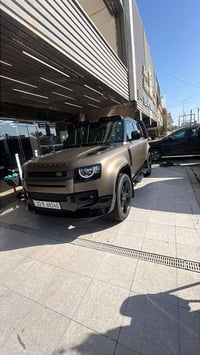 دفيندر 110 6 cylinder  ٢٠٢٠ الماني دبل بصمه  سنويه بأسمي ماشي ٥٥ الف ا...