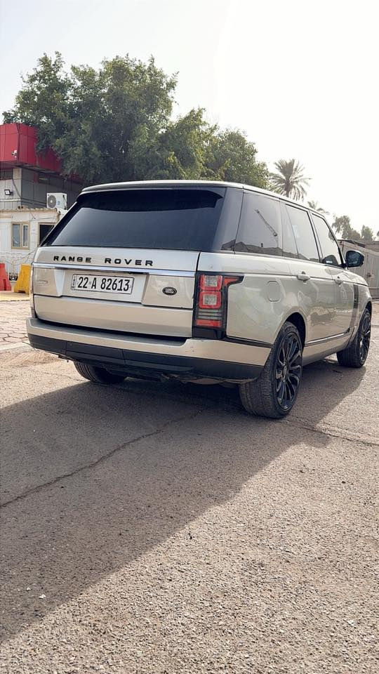 سلام عليكم رانج روفر فوك كاز 8سلندر اوتو بويكراف فول مواصفات 1/1 موديل 2013 لون سلفر قمارة اسود رقم اربيل بأسمي السنوية تحول مباشر السعر 195$ وبيها مجال 
***********
