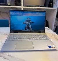 Dell Inspiron 7506 • i7 الجيل 11 16GB • 15.6 4K 2in1