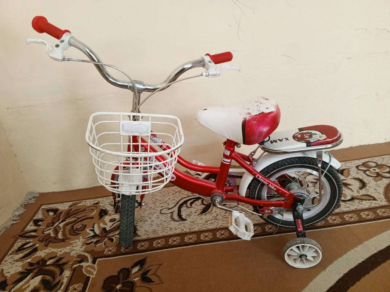 بايسكلات للبيع سعر الواحد 30
***********
