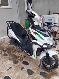 ماطور للبيع شحن سكنس مضلع حادثها موجود ب صور وبطاريتين هابطه ابيعها ع ...