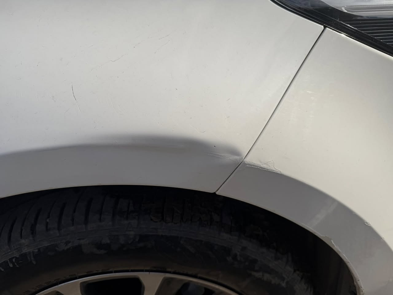 السلام عليكم
تيوتا كورلا هايبرد 2024 صيني 
ماشيه 27 كم
مواصفات 
فتحة 
بصمة تشغيل وابواب 
رادار 
كروز سرعة 
قطعتين تبريد 
تحديد مسار 
تحكمات 
اوتو هولد 
شاشة كار بلي 
كفالة سيارة 
مكاني بغداد  بسعر 152 ***********
