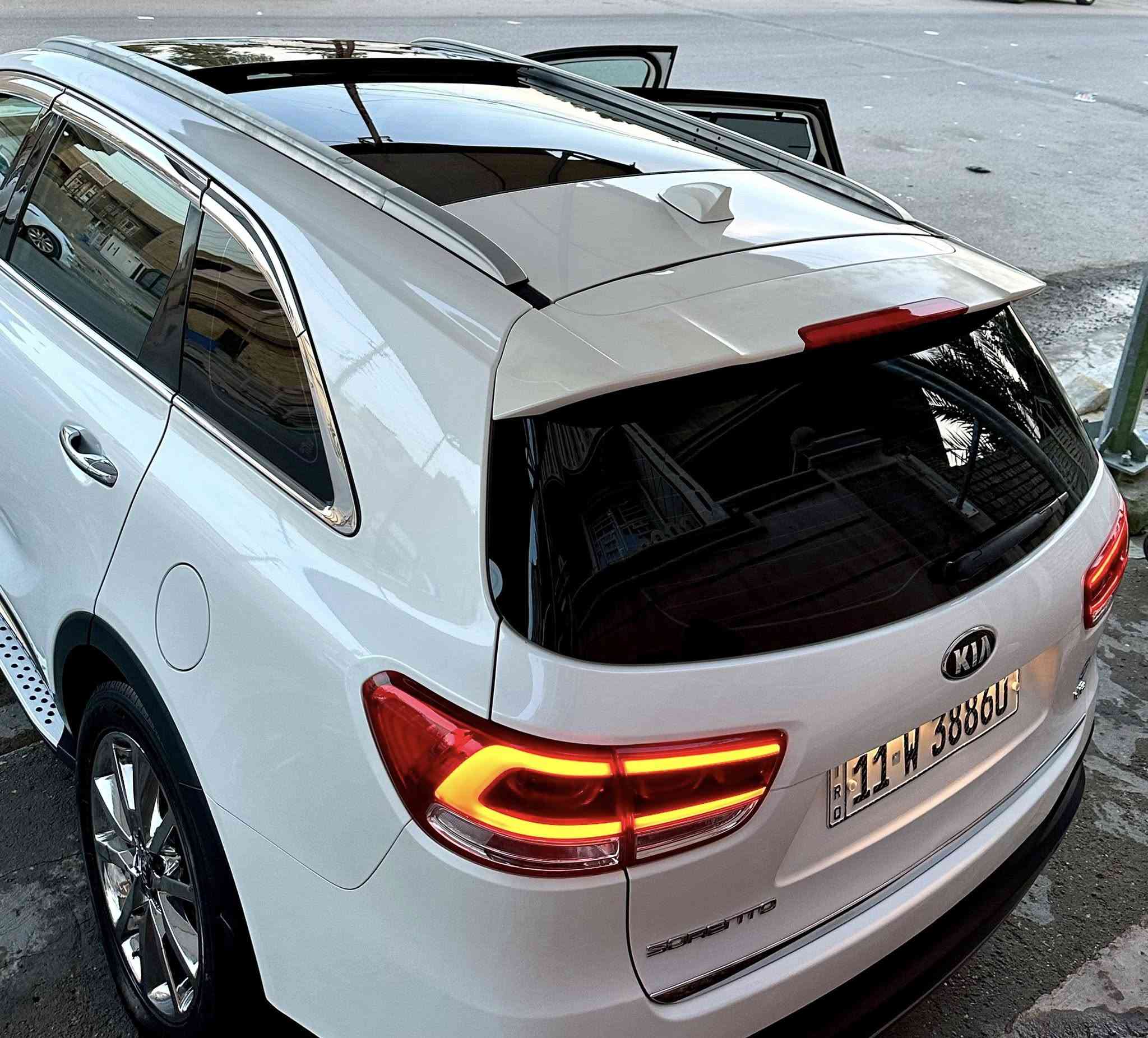 kia سورنتو (GT-Lian))

(((((كفاله عامه من كلشي ))))))

بدون صبغ بدون بارد بدون فتح  بدون تكحيل 

حتى الدعاميات كفاااااااله  حتى من الخدش 

Vib

خليجي V6
سقف بانوراما 
7 راكب 
4 ويل Awd
صندوك كهرباء
سايد بريك بصمه 
مقاعد كهرباء
جلد جوزي بلادي مو عمل 
بردات ابواب 
زراك لايت 
لايت زنون
مقاعد هيتر تبريد 
دشبول ليزري  
مواصفات ال Gt-Lain متخلص
2016
ماشيه 62 
على وظع الوكاله
رقم بغداد الجديد 
السياره جديده جداااا على وظع الشركه وكلشي ع الفحص
سعر  238 

 
***********
