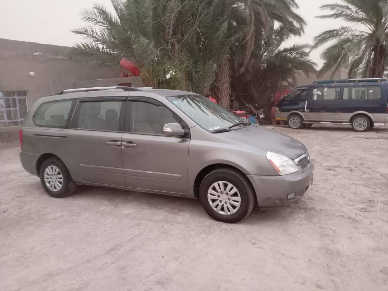 سلام عليكم كيا كرنفال البيع فقط موديل2011  ضرر باب سلايت فقط
مكينه وكير وحداديه شرط فول موصفات بسمي الوحه جديده  مكان السياره سماوه السعر ١٤٥ وبيه مجال ***********
***********
