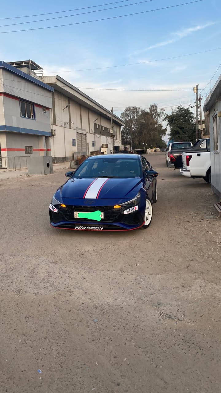 النتره موديل ٢٢ N فول مواصفات عدا الفتحه المواصفات
١-ثلث انضمه قياده 
٢-رادار + تحديد مسار +قفل سرعه 
٣-شحن لاسلكي 
٤-اكزوز رياضي +ويل رياضي+مكينه الفين تيربو 
٥-تشغيل عن بعد 
٦-الضرر سياره بيه جاملق وبنيد 
سياره باسمي تحويل ثاني يوم سعر سياره ١٤٠ وبيه مجال مكان سياره بغداد دوره رقم تليفون ***********
اذا اكو كاع بل فلوجه اراوس بس كون اب جبيل يم جسر ٣ هم يرهم
