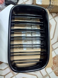 شباك BMW سعر 15 الف دينار للاستفسار 07842401886