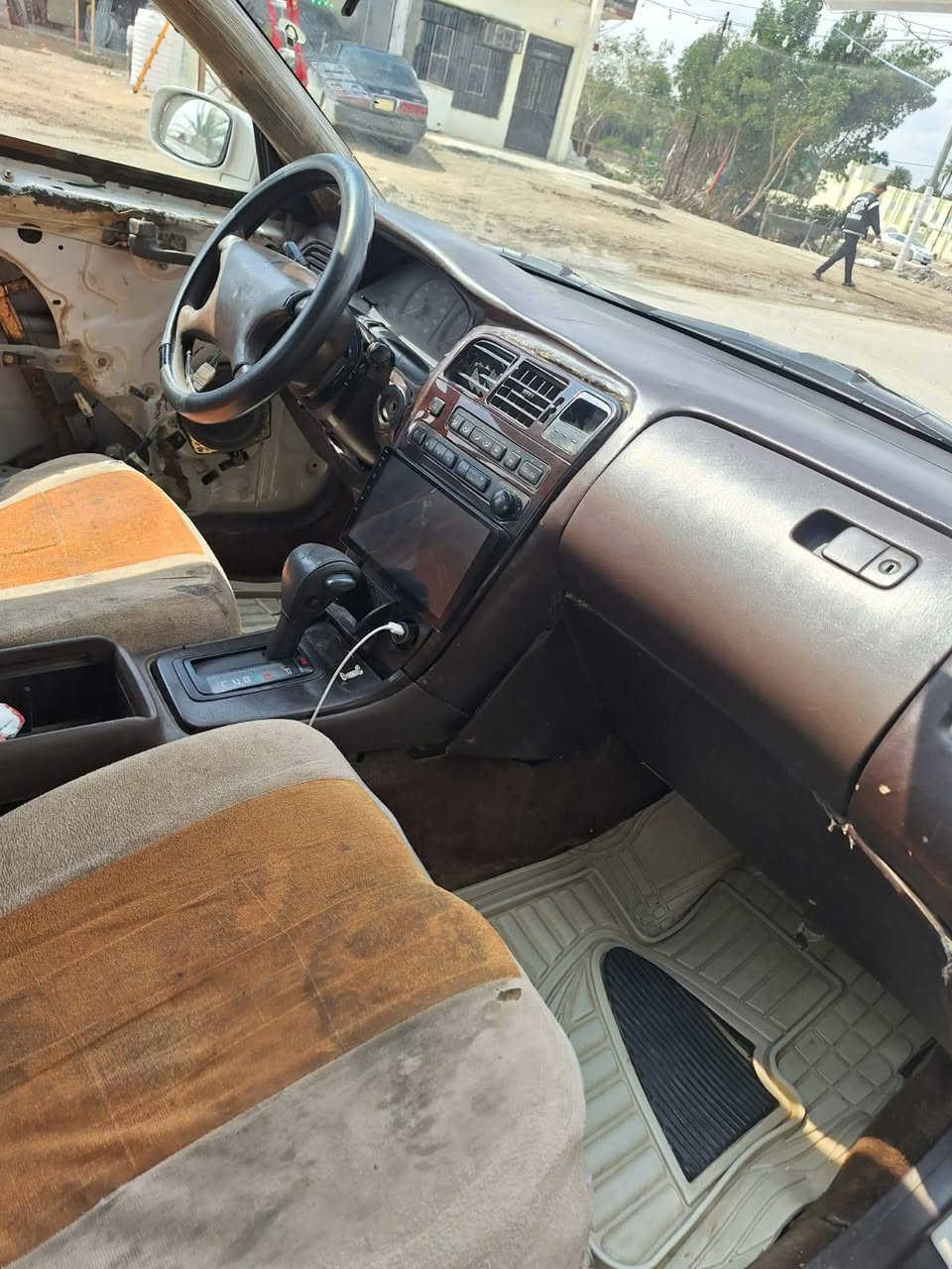 السلام عليكم مارك نفخ للبيع رقم صلاح الدين موديل 92 بسمي مكفوله من الكص ونقل الجثه  ولظربه القويه  مكينه 2ونص مكاني نجف عباسيه لاستفسار الاتصال على الرقم ***********
