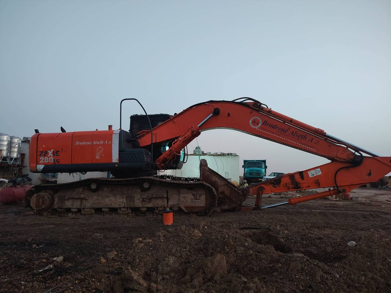 زت ثري للبيع رقم أربيل تحويل المكان النباعي معامل الحصو السعر 325$ ***********
