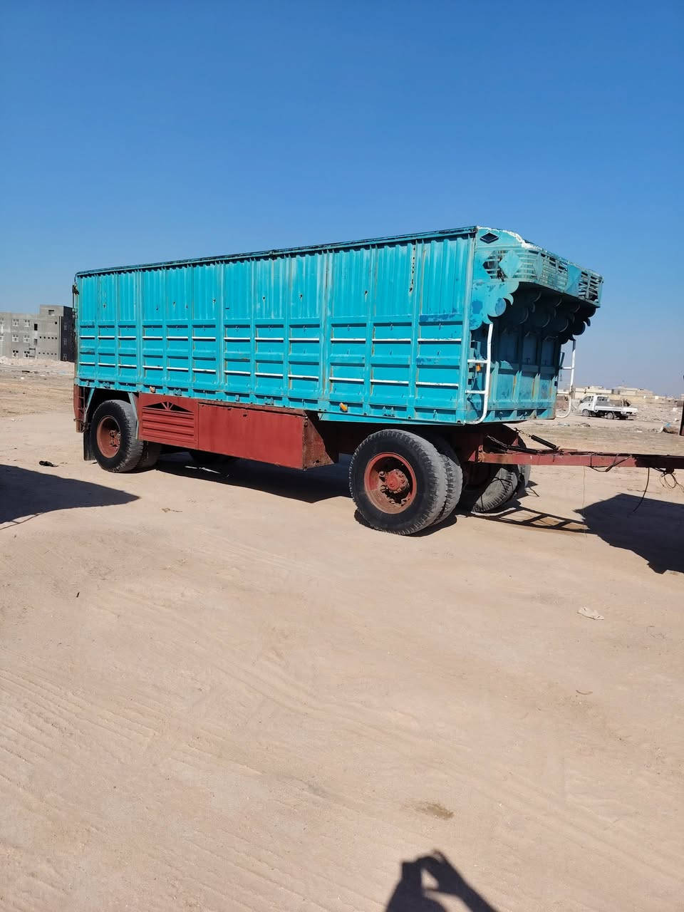 مقطوره للبيع ارتفاع 175 اطول 760
العنوان النجف رقم التلفون ***********
