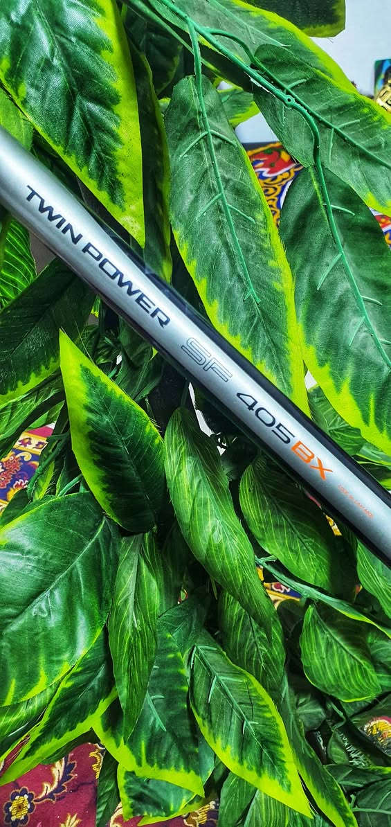 SHIMANO TWIN POWER SF
T.405 BX 🌟🌟🌟🌠🌠🌠💥
قطعة نادرة من انتاج شركة عالمية فى مجال ادوات الصيد  
وهى شركة شيمانو التى تبدع فى مجال صناعة ادوات صيد الاسماك  
النهاردة وبمناسبة شهر رمضان الكريم جبتلكم ......
عود تشويح قطع تركيب  نادر جدااا جدااا جدااا .🔥🔥🔥🔥
عود  من انتاج شركة شيمانو SHIMANO يبقى حضرتك عرفت خلاص انك امام تحفة فنية تستحق الاهتمام والتقدير🔥🔥🔥🔥🔥
موديل  Shimano twin power .........👌👌
موديل نادر جدااا  فى السوق المصرى 🌟🔥⚡🌠🌠🌠🔥
طول 405 متر مجدول بالكامل من الكعب الى البلوب
صلابة عالية جدااا تعادل صلابة 200
حالة كسر كسر كسر زيرو كالجديد بفضل الله  💥🇪🇬💥
صنع فى اليابان 💥🇯🇵💥🈷️🈶㊗️🈲🈶🈷️💥
السعر مفاجأاااه 🔥🔥🔥🔥🔥🔥🔥🔥🔥🔥🔥
                             🌠 🌟 01226360666🌟🌠


**إذا كنت صاحب هذا الإعلان وتريد حذفه لأي سبب، رجاءا أرسل رسالة إلى الدعم الفني**