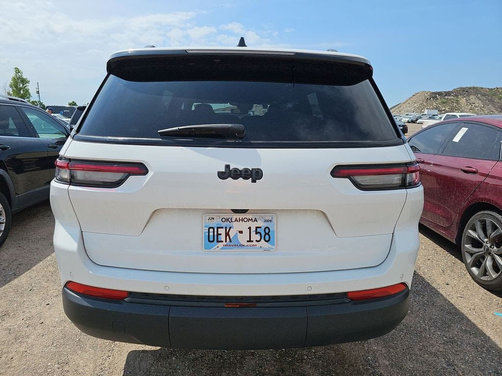 للبيع جيب موديل٢٠٢٣ كلين مكفول ٧ راكب ٦سلندر بدون رقم مكان السياره ناصريه مركز السعر ٣٢٥


**إذا كنت صاحب هذا الإعلان وتريد حذفه لأي سبب، رجاءا أرسل رسالة إلى الدعم الفني**