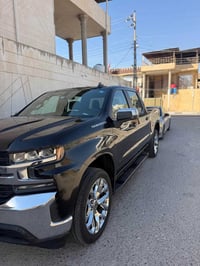 سلفرادو LT 1500 موديل 21 رقم بغداد تحويل بيها قطعتين بدون دواخل  سعرها...
