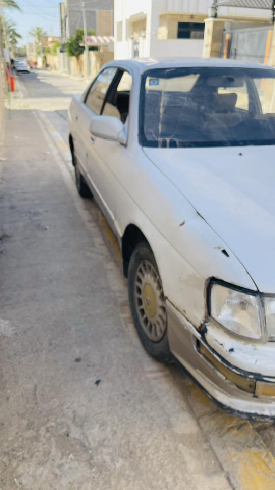 سلام عليكم 
بطه 94 منفصل 
ضربه خفيفه بالجاملغ الوره 
كير محرك مكفولات 
وهذي صورها 
مكانها الفلوجه 
ب45 وبيها مجال 
***********

