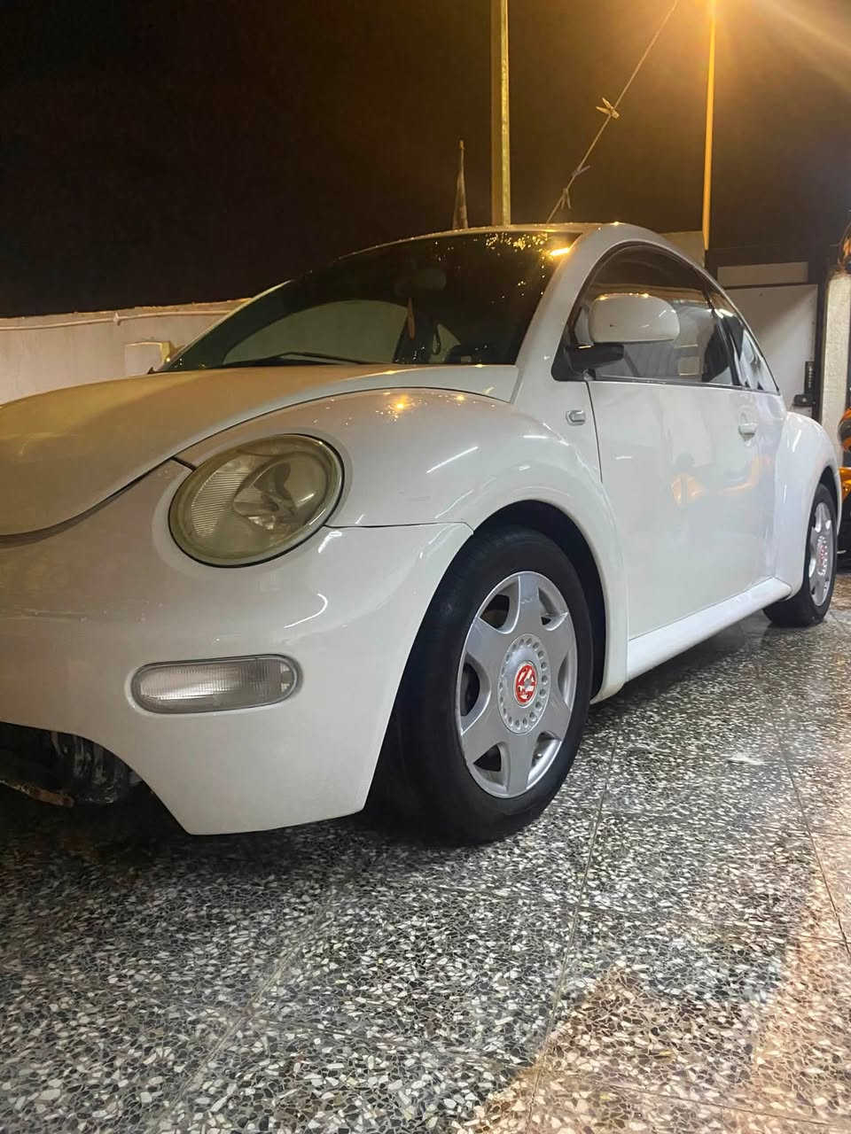 سلام عليكم بيتل للبيع موديل 2000 معلايه 2013  بيهه معامله كامله  
الرقم بصره   مكينه كير مكفولات تبريد شغال حداده موجوده كامله بعدني ماشادهه غرفه دوشمه جديده كنتاره السعر 38وبيهه قليل مجال العنوان البصره الرقم ‭***********
