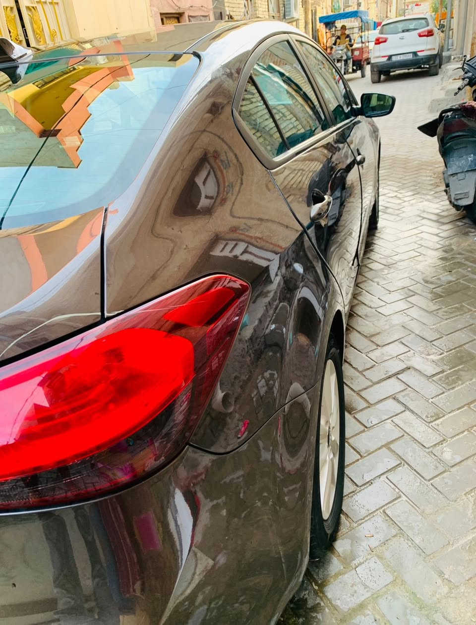 سلام عليكم كيه فورتي موديل 2017 صوره الحادث صوروسونار موجوده مكاني بغدادجديده سعر 110 هاذ رقم ***********
