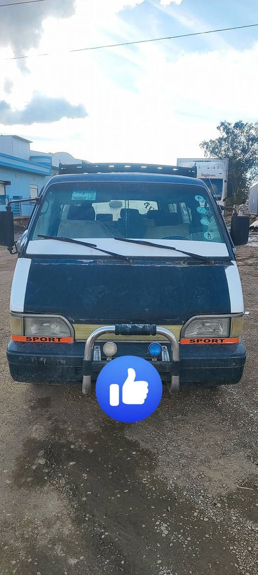 السلام عليكم سياره كيا بسته موديل 95فول مكينه وكير اكسل بشرط بس بدون سنويه يعني حديد ابيع بس بشرط اتكفلهه مدني وعشائر سعر 25.  ،***********
