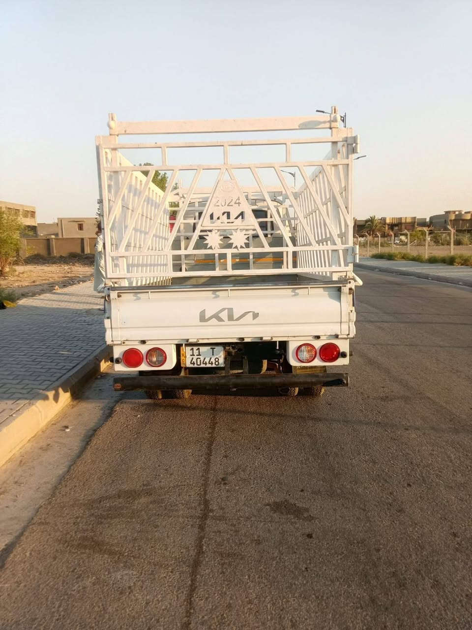 السلام عليكم كيا حمل حمل فحل للبيع موديل 2020 كفاله عامه محرك گير اكسل تخم تاير جديد الرقم الجديد بغداد بسمي تحويل ثاني  يوم للاستفسار التواصل ***********
