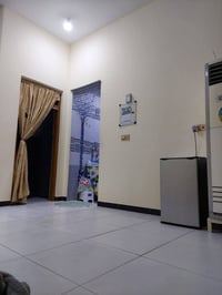 بيت لبيع بحي الوحده كامل الخدمات 100مربعه07809394852