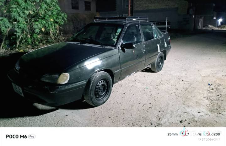 اسلام عليكم عندي سياره دايو لمس للبيع موديل 1993مصبوغه احزام محرك كير صدر كله مكفول رقم انبار  باسمي تحويل مباشر نقص قفل الجنطه ونرماده مال الباب الخلفي بيه تصليح ***********
السعر 25ورقه وبيه مجال
