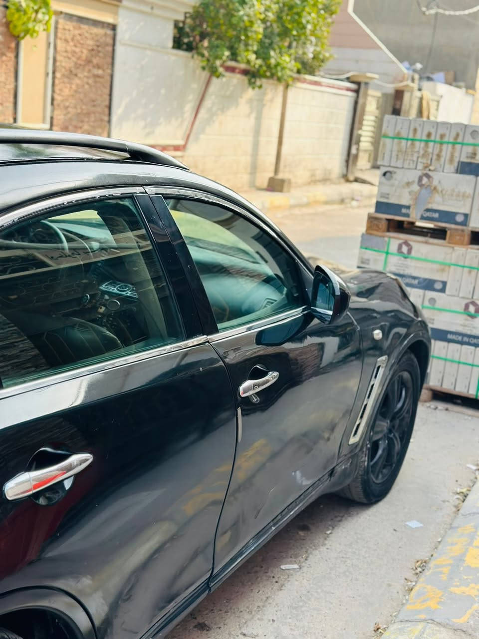 سلام عليكم انفنتي للبيع 2009fx 35 سياره كير ومكينه بلاد بس كشرها تعبان فقط بيع او مراوس حسب القناعه خليجيه السياره تدفئه تبريد كل كهربائيات شغاله فتحه سقف بيها وهذا رقمي ***********
