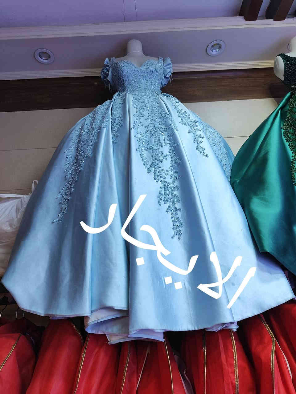 عنوان سكندريه طريق ياحسين على جسر الافته ويه نهر صالون ضل الياسمين هاذا رقم محل*********** حنه زفه بدلات ٣٥٠ مع مرافقه هديه تسريحه و مكياج ب نسبه عروس حفافه تنضيف بشره عميق مع ميش بوطره جسم و اضافر ورموش وعدسات هديه العروس اكثر ستفسار على خاص
