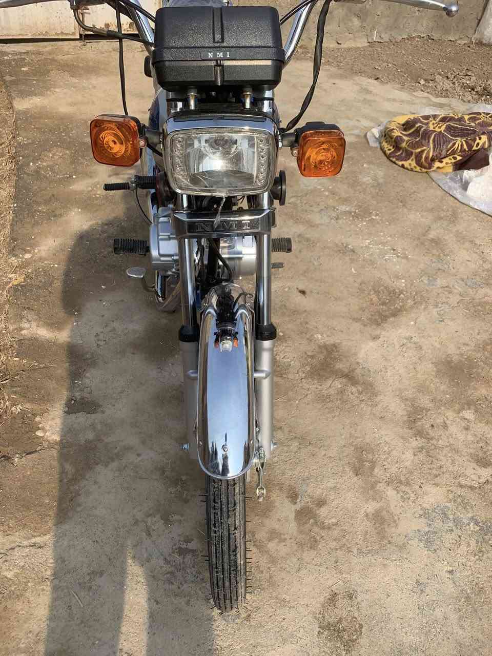 السلام عليكم دراجه للبيع ناما شلامجه تعمير ٢٦ دراجه كارتون صار ١٠ ايام من طلعته شاصي ٢٠٢٠ شلامجه 
تعمير وشاصي كله شلامجه بلاد شرط برغي تجاري مابيه 
افحص وين متريد عل وضع الشركه شرط 
لتواصل خاص او عل الرقم *********** واتساب
