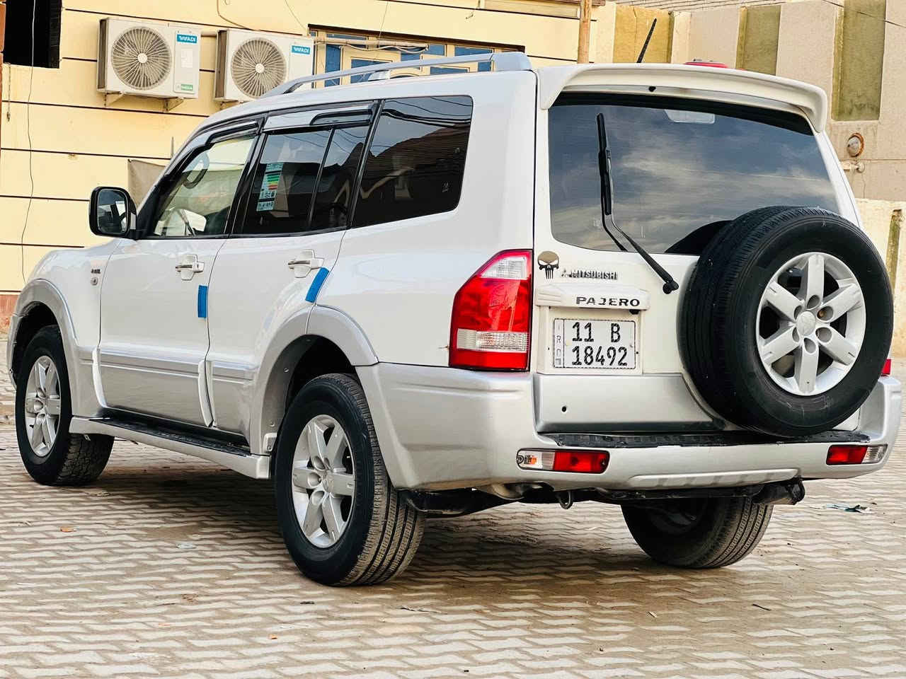 سلام عليكم باجيرو 2007

رقم بغداد نكليزي سنويه 2007

 

مكينه وكير جداد حداديه جديده  3800

تبريد ثلج تلاث قطع 

كفالة عمه من غير نص بنيد ونص جاملغ  امامي

مكان نجف رقم الهاتف 

***********

السعر 100 وبيه مجال بيع او مراوس Singapore
