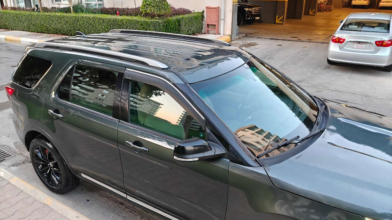 سلام عليكم
فورد اكسبلورر ٢٠١٦ محرك ٦ سلندر ٣.٥ تنفس طبيعي مواصفات XLT فور ويل امامي و خلفي حساس و ليد داخل اصفر ٧ راكب بصمة و شغال شاشة كبيرة و گير ستيرن ٣ قطعة صبوخ بدون دواخل بدون ارباك سيارة باسمي سعر 157  ورقة  مكاني سليمانية رقم تلفون ***********
