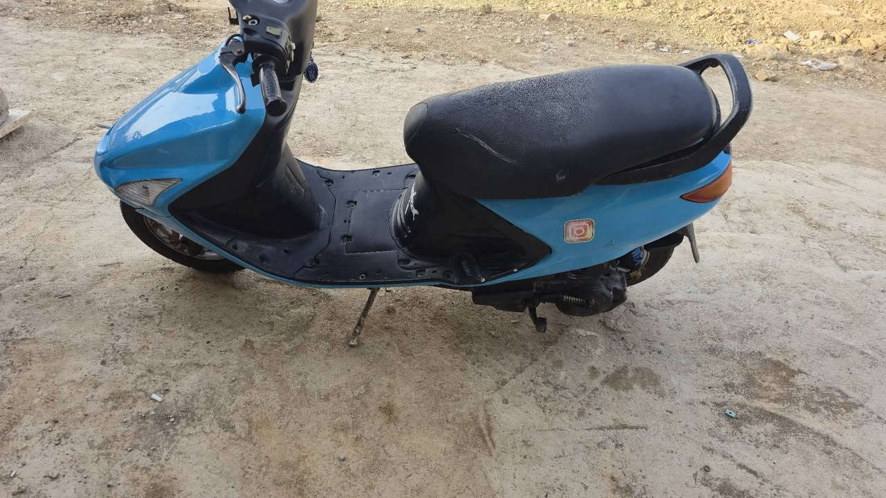 السلام عليكم
دراجة فراشة للبيع قبل كلشي الدراجة مجفتة مره وحده قبل اسبوع و شغل نضيف كهربائيات كاملة مبيها اي نقص ما عدا كڤر الكلوب الامامي و الخلفي مموجودات (الكلوب موجود) كلها تعمير جديد .
السعر المطلوب 300 الف و بيها مجال للشراي 
مكاني الشطرة
رقمي 
***********
