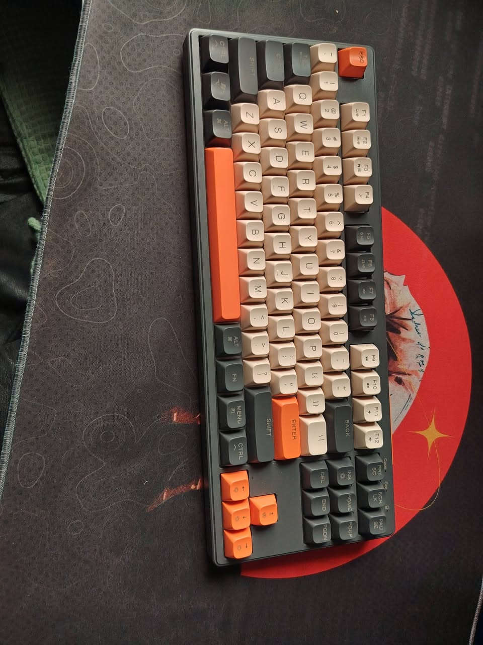 كيبورد للبيع 
1. A jazz nacodex   السعر ٥٠ ألف 
2. Black wolf  السعر ٢٠ ألف 
يتوفر توصيل


**إذا كنت صاحب هذا الإعلان وتريد حذفه لأي سبب، رجاءا أرسل رسالة إلى الدعم الفني**