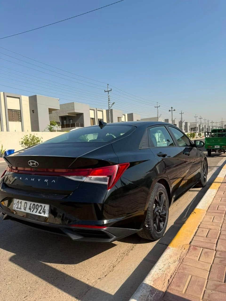 رقم بغداد معوقين وكاله عامه بالسياره
(ضرر سياره جاملغ وبنيد وايرباك الدركه فقط وصور الحادث متوجوده بالصور)

ماشيه 150 الف كيلو

 

 مواصفات فول عدا الفتحة

1-بصمة تشغيل ابواب وصندوك. (بصمة ابواب لمس)

2-شاشه دجتل 

3-محرك  2000

4-كاميره  خلفية دوارة

5-رادارات 360 درجة ( امامي جانبي خلفي ) مع مانع التصادم الامامي والجانبي والخلفي

6-التحذير عند فتح الباب 

7-تحكمات ستيرن 4 جهات 

8-دشبول شاشة 4 وضعيات للعدادات

9- 3 وضعيات قيادة ( عادي سبورت ذكي ) 

10- مثبت سرعة ذكي ( التحذير عند مغادرة المسار )

‏11-Auto Hold حساس الازدحام

12-الهاند بريك بصمة

13-شاشة بلازمة حجم كبير لمس تدعم نظام الابل كار بلي والاندرويد اوتو بدون كيبل يربط التلفون واير ليس و GPS  

14-شحن واير ليس  

15-تشغيل عن بعُد 

16-اضواء ترحيب عند الاقتراب  

17-نقطة عمياء

18-تدفئة/ بالكشنات

19-تحديد مسار وقيادة ذاتية  ورادار امامي وجانبي

20- مانع انزلاق 

الحجر مابيهه

السعر 128 وبيهه مجال

عليه غرامه 400 الف نازله من سعر سياره 

لاستفسار 

التواصل خاص او

***********
