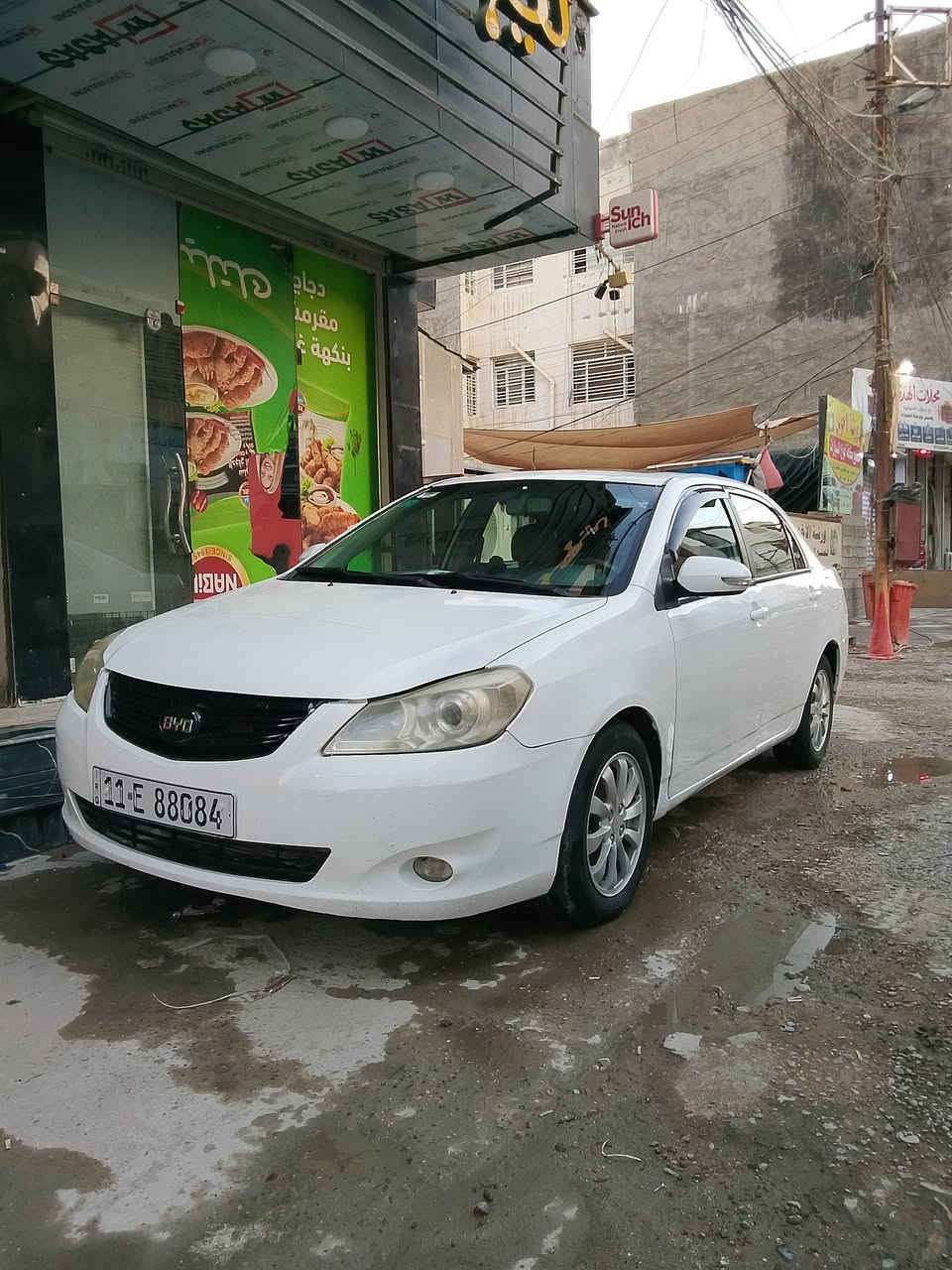 سلام عليكم بيع بي وايدي موديل 2013 جديده اي نقص مابيها جاهزه من كلشي صبغ ربع البنيد ولدوسة ولباقي مكفوله سعر 62 اوبيها مجال بصيط سياره بسمي ***********///***********
