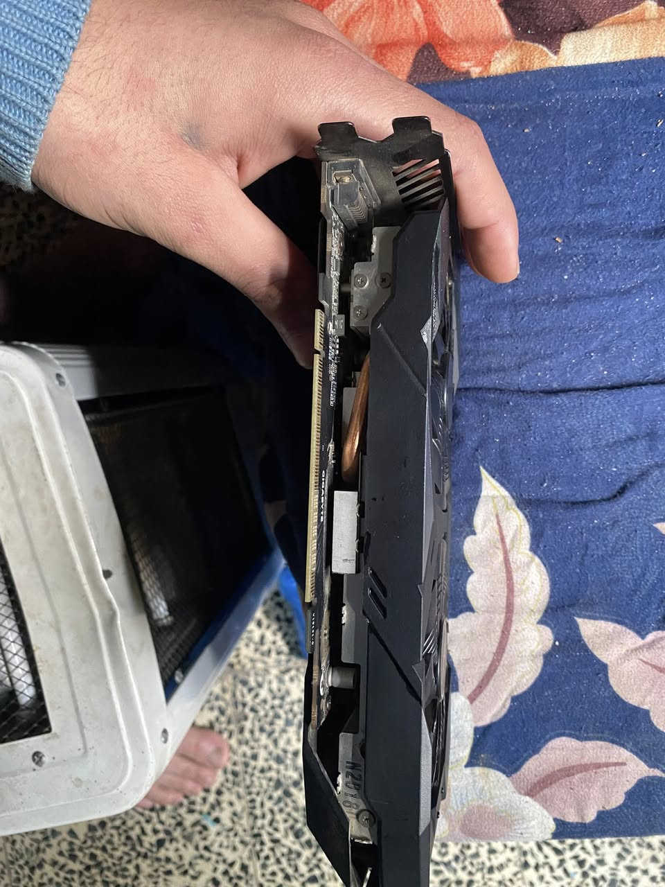 سلام عليكم كارت شاشه للبيع التفاصيل:
كرت الشاشة: NVIDIA GeForce GTX 1650 Super 4GB
جان بالpc مالتي حرارتة ما تجاوز ال50 الله شاهد 
رقمي احتمال اطلع من البيت ***********
اذا ببغداد اجيك للبيت تفحصه وتكمل واروح سعره 150 الف
