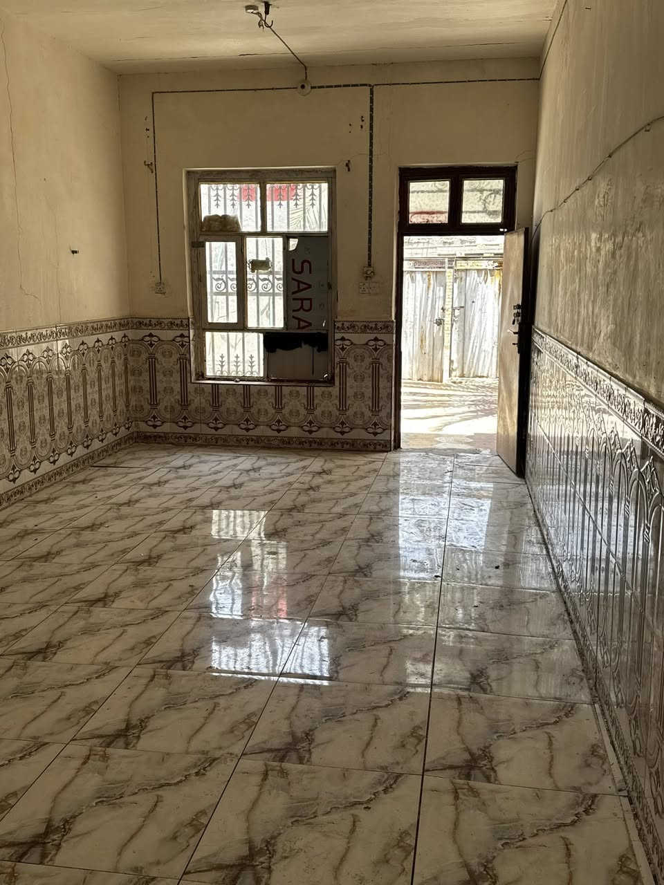 🏰🏰.    بيت للإيجار    🏰🏰

الموقع //👇
شارع الوكفه خلف البريد التحدي مقابل روضه الضلال 

يحتوي على 👇
غرفه +صاله +مطبخ +أستقبال +حمامات 

للأستفسار على 👇
الأرقآم الضاهره وأتساب 
***********  ☎️
***********☎️

أو مراجعة مكتب الغانمي جمهوري شارع السائدين مقابل ملعب 🏟️ الاتفاق الرياضي
