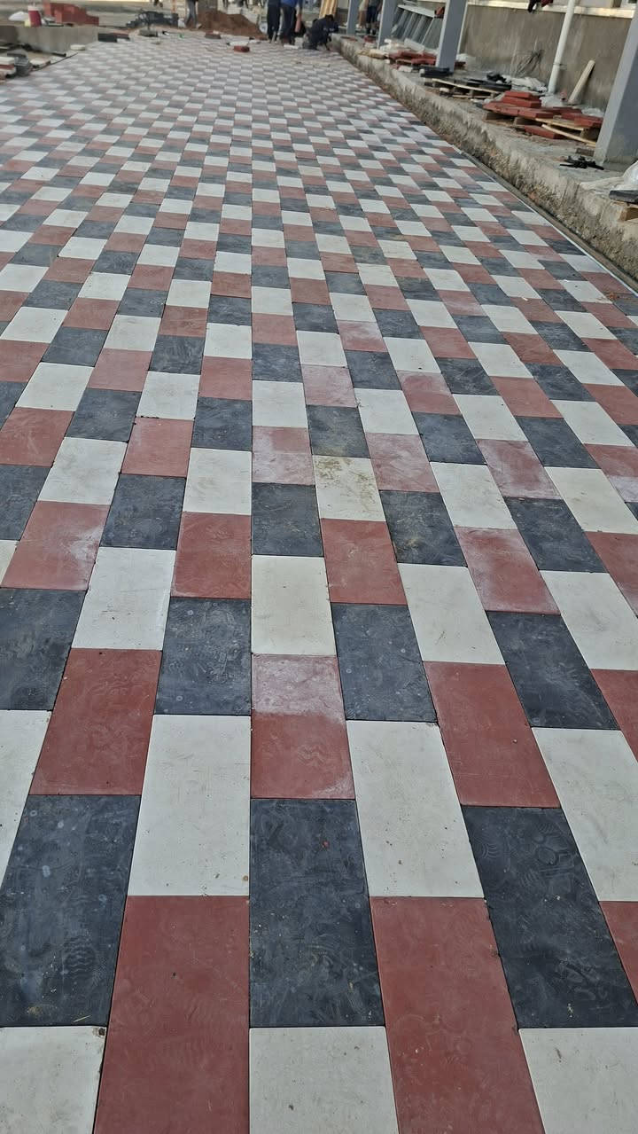 شقل مغرنص درجه وله جميع المحافظات شقل سراميك متوفر كادر عمل شغل مقنص درجه اولى***********
شقل مغرنص درجه وله جميع المحافظات شقل سراميك متوفر كادر عمل 7
