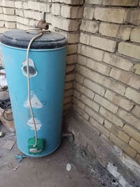 سخان 80لتر استخدام قليل الاستفسار الاتصال على الرقم 07711977989 مكاني ...