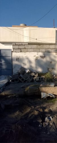 دار للبيع في دور الشركة مساحة 180 متر سيراميك  مجاور منزل ابو مخلص للا...