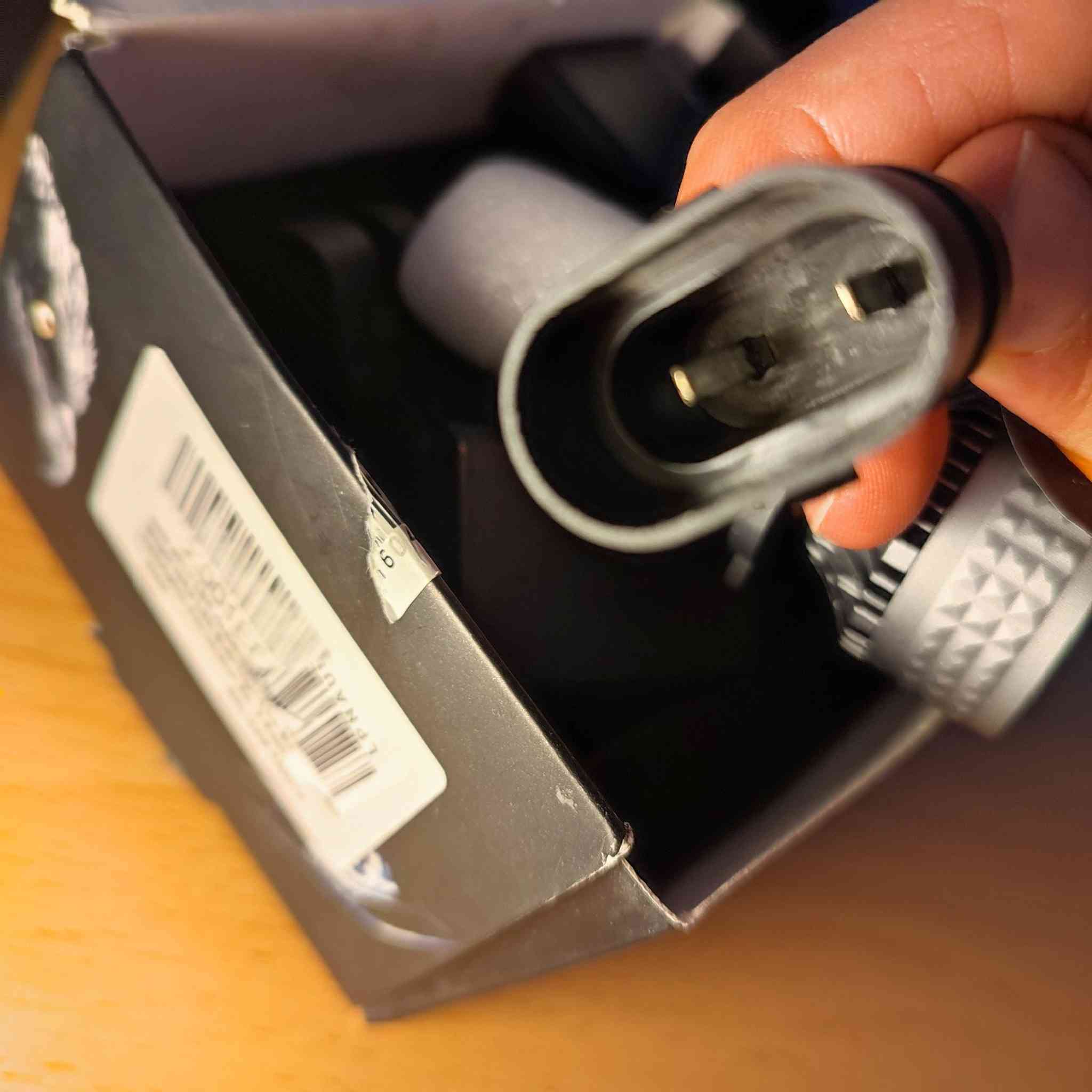 ❗❗ تريد زينون ضو سيارات مرتب 9012 راقي ماركة محولة و بانكة اكتب سعر


**إذا كنت صاحب هذا الإعلان وتريد حذفه لأي سبب، رجاءا أرسل رسالة إلى الدعم الفني**