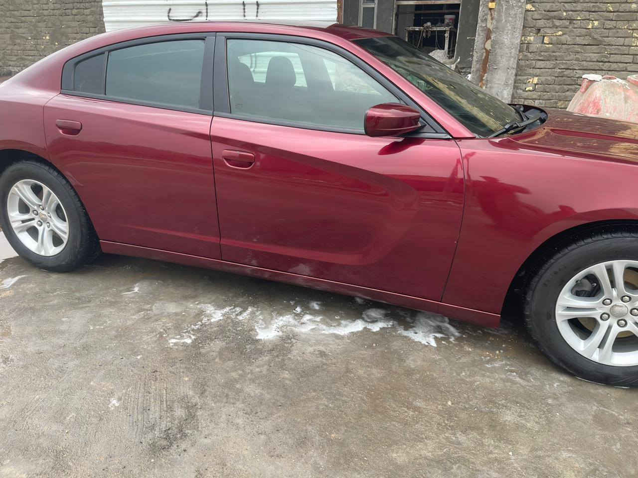 سلام عليكم
للبيع ٢٣ اصل ١٨ لون ماروني
كير مكينه كفاله ماشي ١١٠
سياره بيها قطعتين جاملغ وبنيد لبنيد نفسه مرجيعنه
سياره جديده حيل من حداده تخم تاير مبيها نقص
السعر ١٥٠
العنوان بصره
***********
