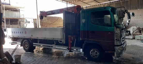 السلام عليكم

كرين هينو شيطان 

رقم بغداد 
موديل2003اصل
مامعلاية 
مداور ثاني يوم
كرين يونك 3سلايتات مخالف
مكينة 80 فاكيوم محسن
نضيفة 
مكفولة مكينة كير اكسل وحدادية 
السيارة بيهة قطر بالكرين مثل ما موضح بالصور
الاتصال ***********
