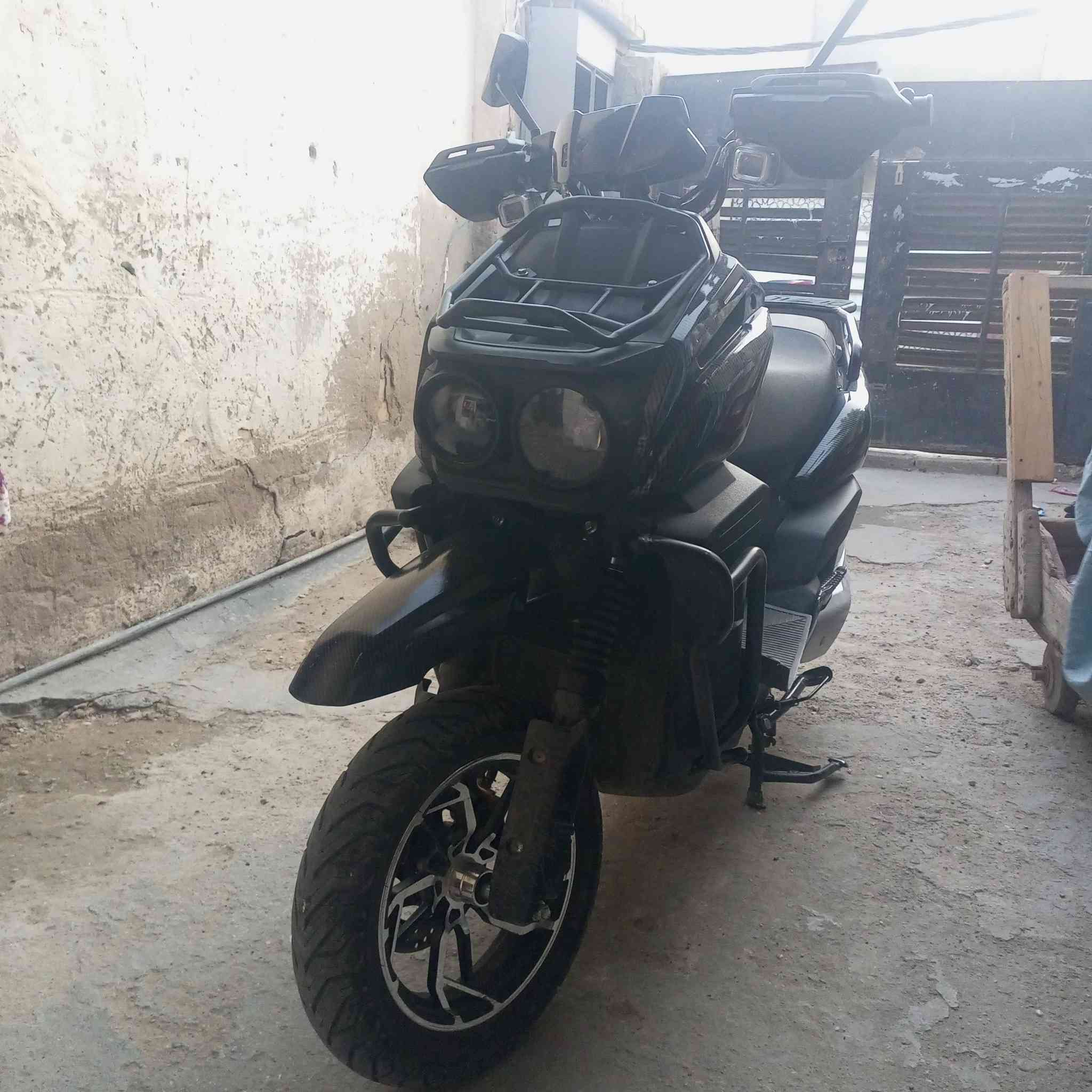 السلام عليكم للبيع دراجه اباتشي كامله مواصفات كلشي شغال السعر مليون و100 وبيهة مجال للشراي رقمي *********** بي واتساب
