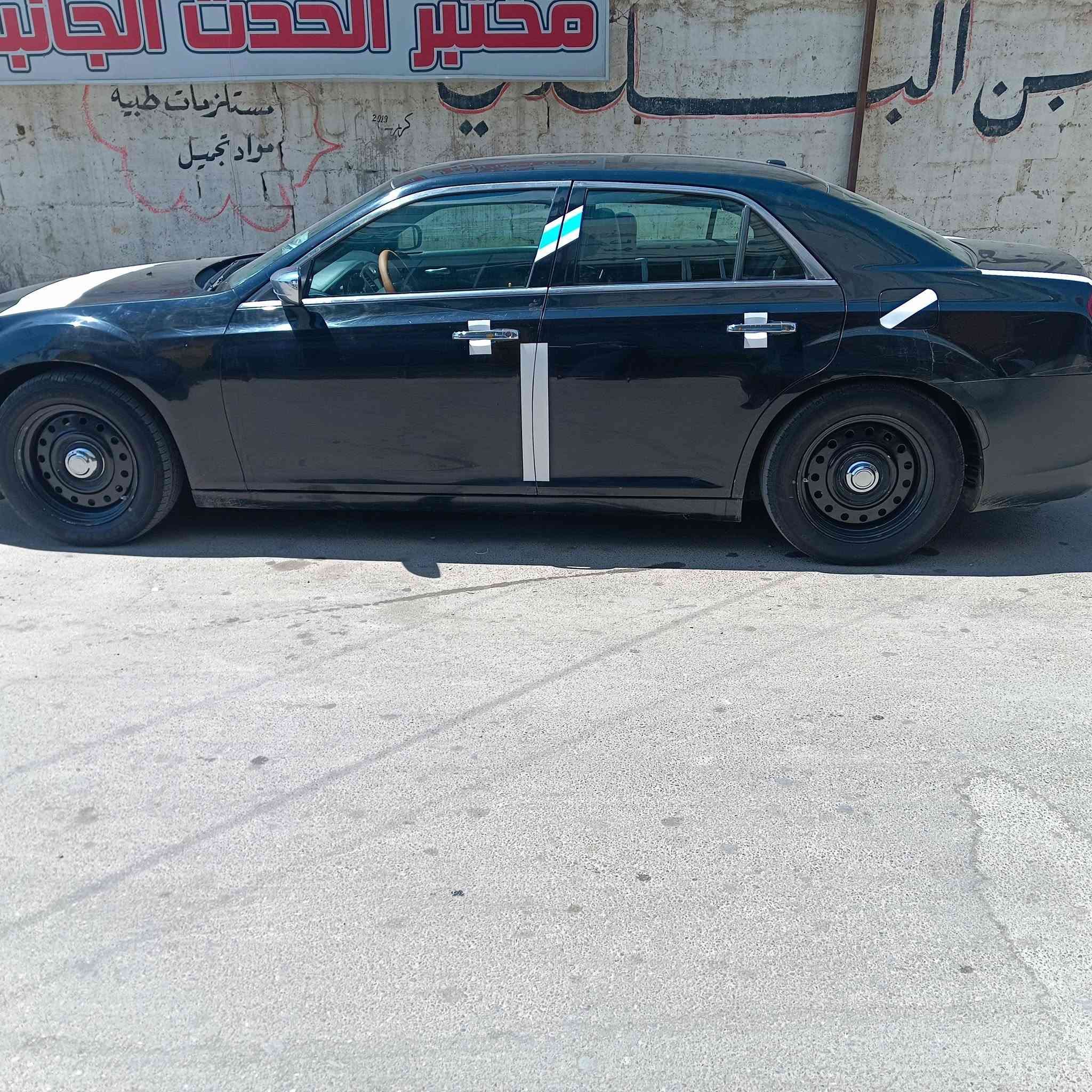 السلام عليكم بيع فقط بيع فقط 
135بغداد مدينه الصدر 
موديل12محدث خارج جاهزه للاخير
***********
