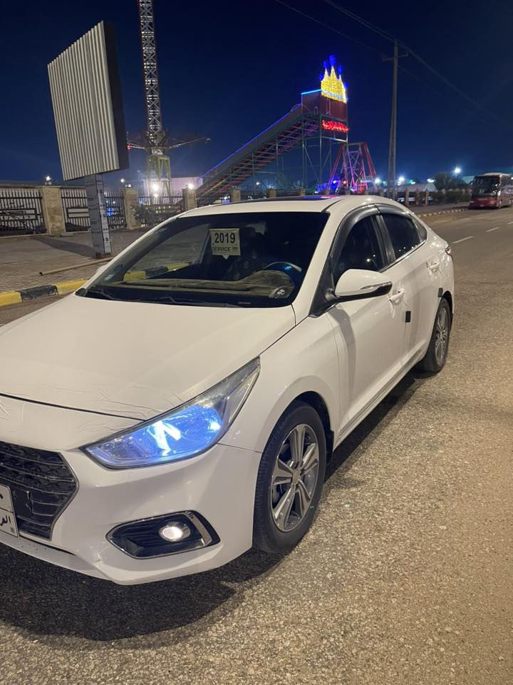 🔥اكسنت اربيل  خليجي🔥
* 
* موديل2019
* فتحه سقف
* كشافات 
* ويل كب 
* اشاير مري
* شاشه كامره
*تحكمات ستيرن
*ABS
باسم شركه
بيهه فقط البنيد واكع علي طابوكه ومعدل ومرشوش 
فقط قطعه لا جاملغات ولا بجم ولا كلشي فقط البنيد 
سعر 133 وبيهه مجال 
السياره مال جناي نضيفه بشكل 
مكاني نجف موصى بالنشر 
استفسار الاتصال 
***********
