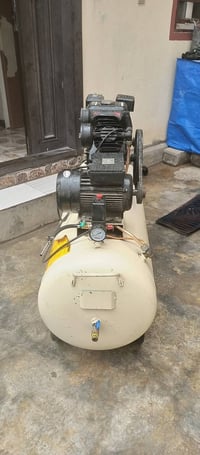 كمبريسر • ٢٥٠لتر • بالشرط